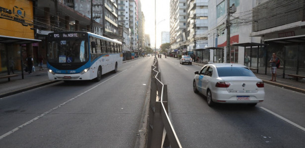 Trânsito muda na Avenida Conde da Boa Vista a partir de segunda-feira (22). Confira as alterações
